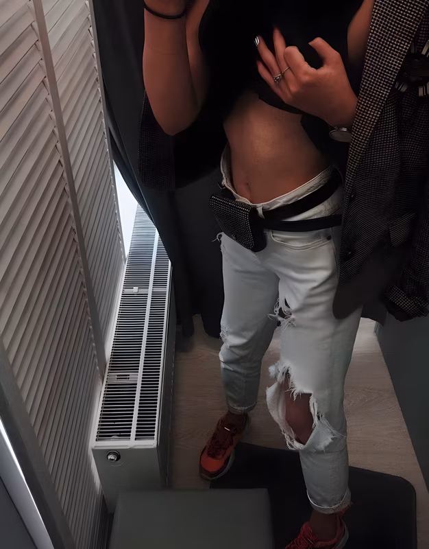 Sonya HOT
